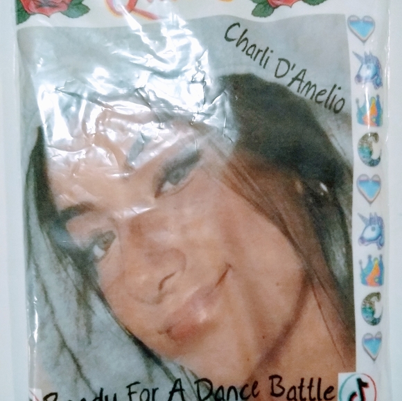 Women V Neck  Charli D Amelio T Shirt - Picture 3 of 4